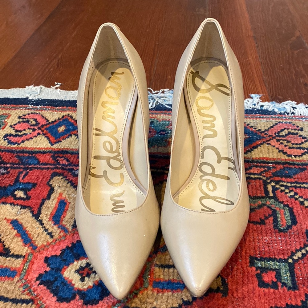 Classic heels